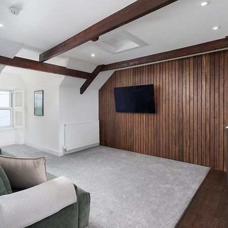 Luxury Modern Suite In Marazion With Parking Eksteriør billede