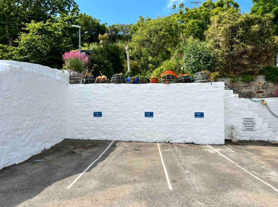 Luxury Modern Suite In Marazion With Parking Eksteriør billede