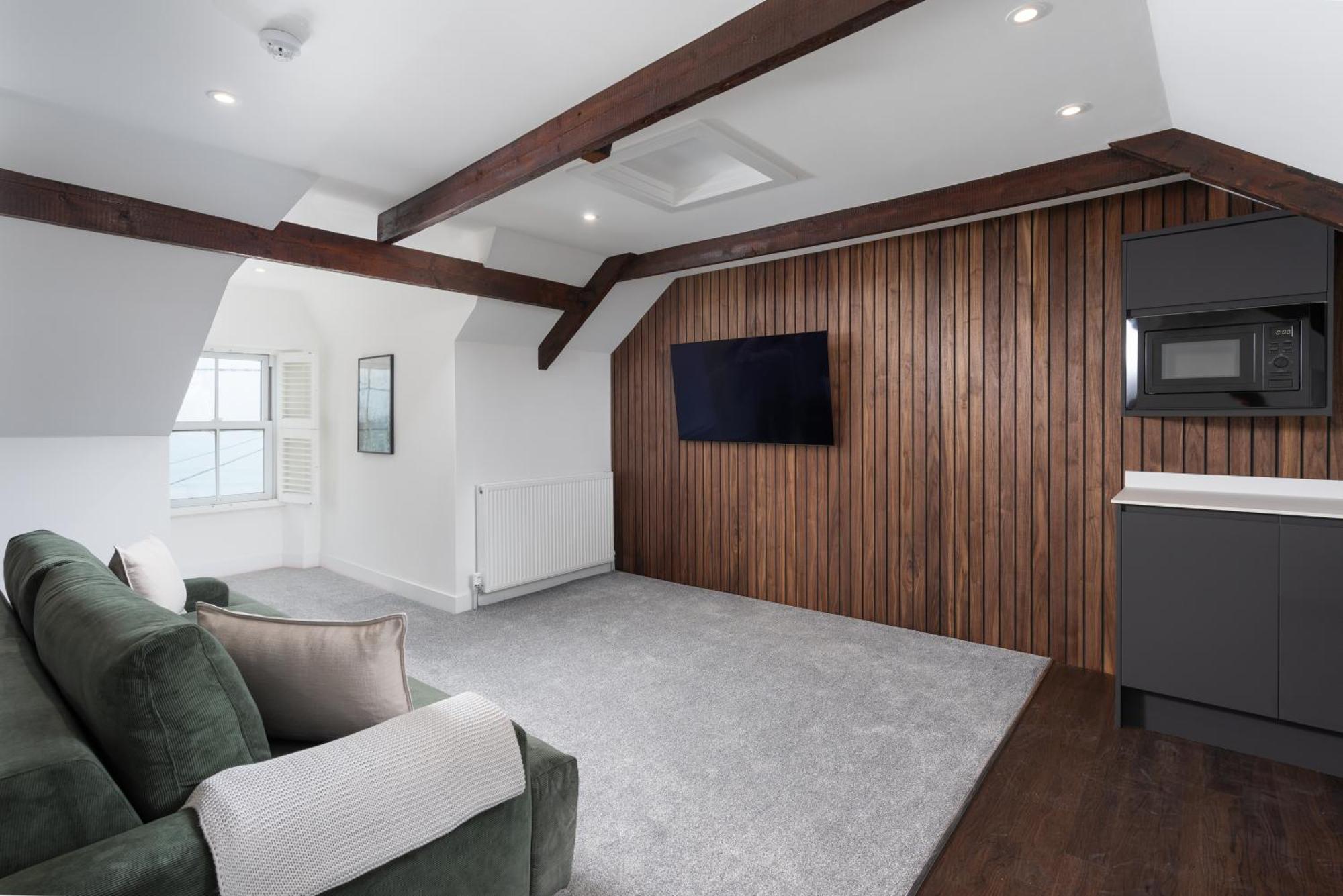 Luxury Modern Suite In Marazion With Parking Eksteriør billede